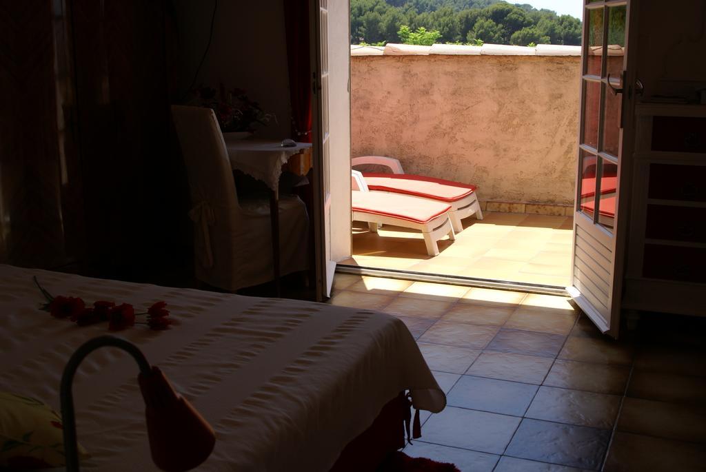 Air Du Temps Bed and Breakfast Ceyreste Δωμάτιο φωτογραφία